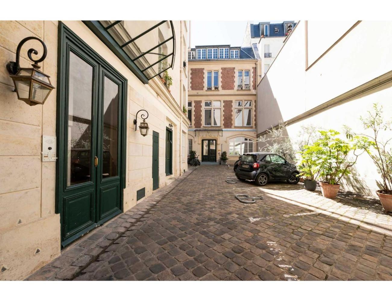 Apartment Champs Elysees - Avenue Montaigne By Prestige Paris